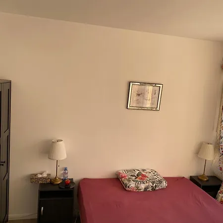 Close To Arena La Defense Paris Homestay Nanterre